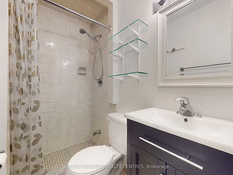 252 Elgin Mills Rd W #B — Photo 10