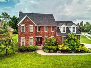 303 Gablewood Cir, Louisville, KY 40245