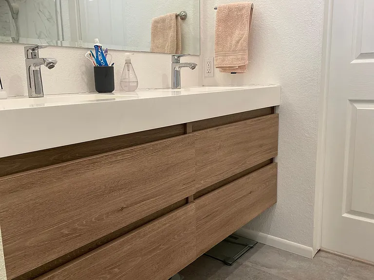 Floating double vanity