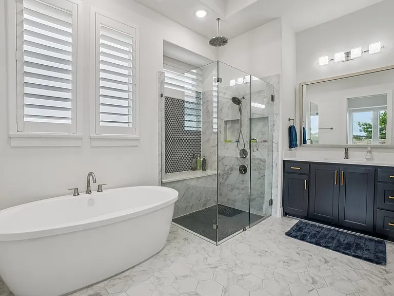 3960 Medio Creek Dr — Photo 17