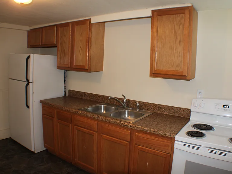 304 S Marion Ave — Photo 6