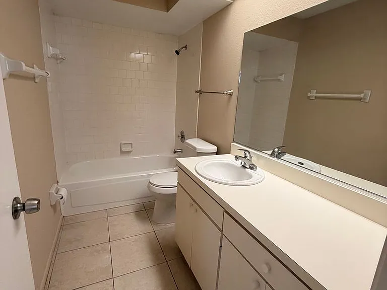 3109 Elmer St — Photo 10