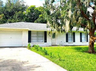 314 E Rose Ln, Lady Lake, FL 32159