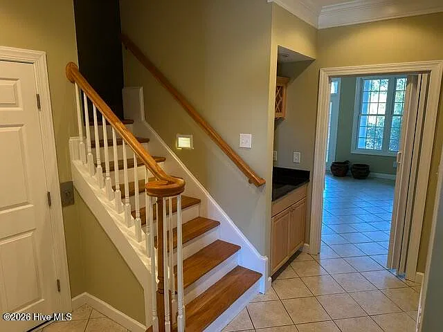 3 bed, 3.5 bath, $1,850 — Photo 2
