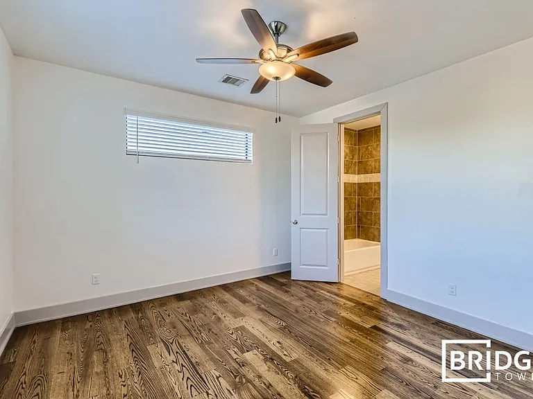 2208 Arabelle St — Photo 20