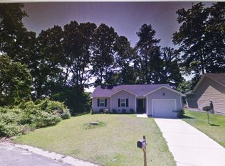 1805 Stanberry St, Fayetteville, NC 28301