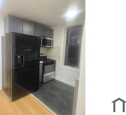 1170 Sutter Ave #2F — Photo 4