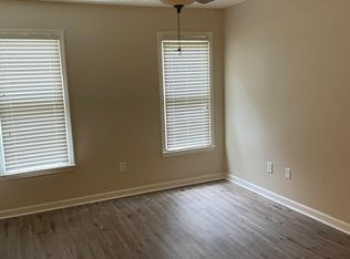 1801 Azalea Dr, Lawrenceville, GA 30043