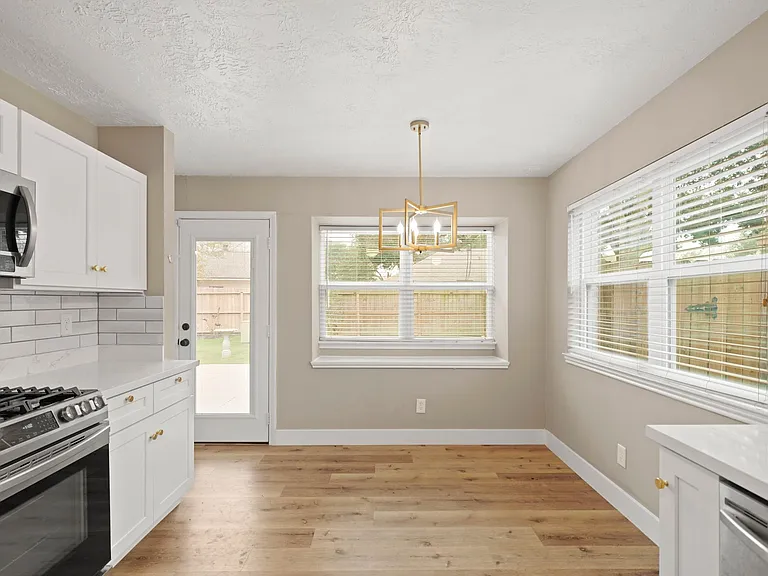 19211 Haystream Dr — Photo 13