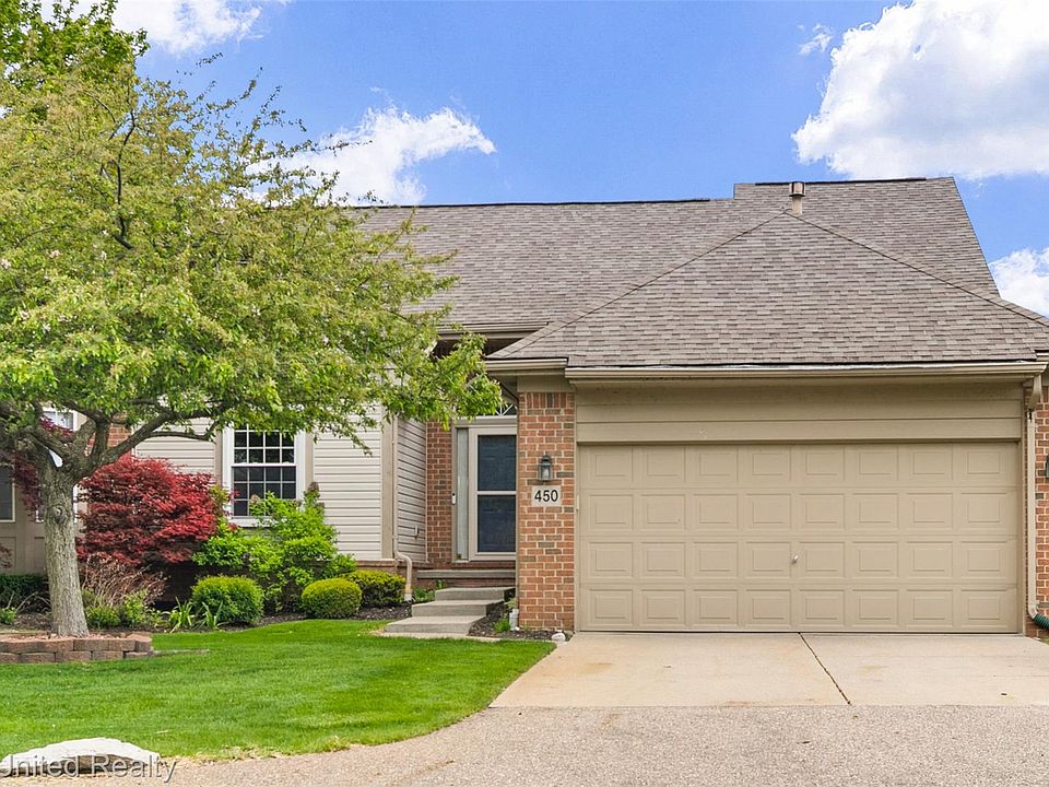 1st image of 450 Berry Lake Dr