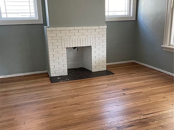 2nd image of 1578 Cohassett Ave