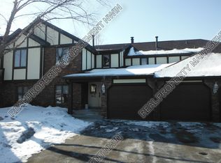 5015 Spinnaker Ln UNIT A, Crown Point, IN 46307