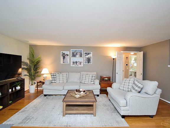 4th image of 3115 Hanna Ave