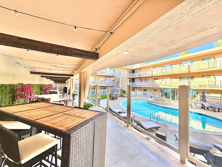 Beautiful outdoor but covered Water front co-work area with ocean & pool view. Work from home to the sounds of the calming water fountain.