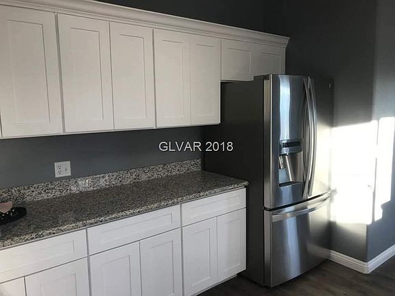 4th image of 80 Jewell Dr