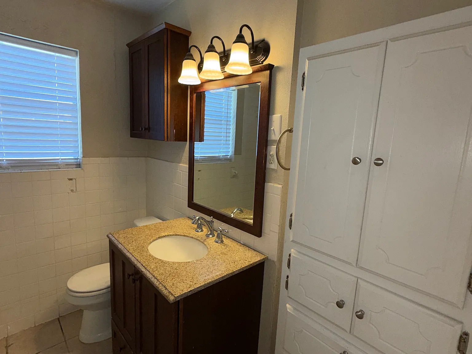 2 bed, 892 sqft, $1,095 — Photo 2