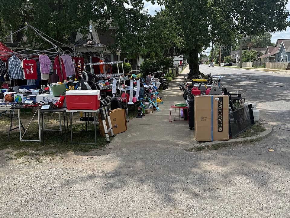 1st image of 207 S Warman Ave
