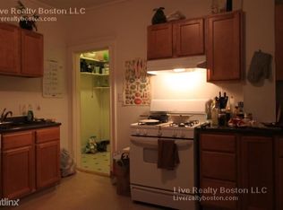 738 Washington St, Brookline, MA 02446