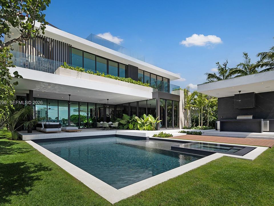 5515 Pine Tree Dr, Miami Beach, FL 33140 | Zillow