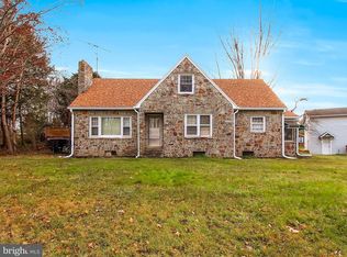 6194 York Rd, Spring Grove, PA 17362