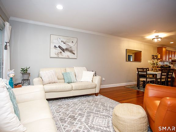 4th image of 527 West Thames Street #13