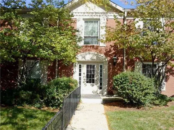 7370 Lions Head Dr #3, Indianapolis, IN 46260