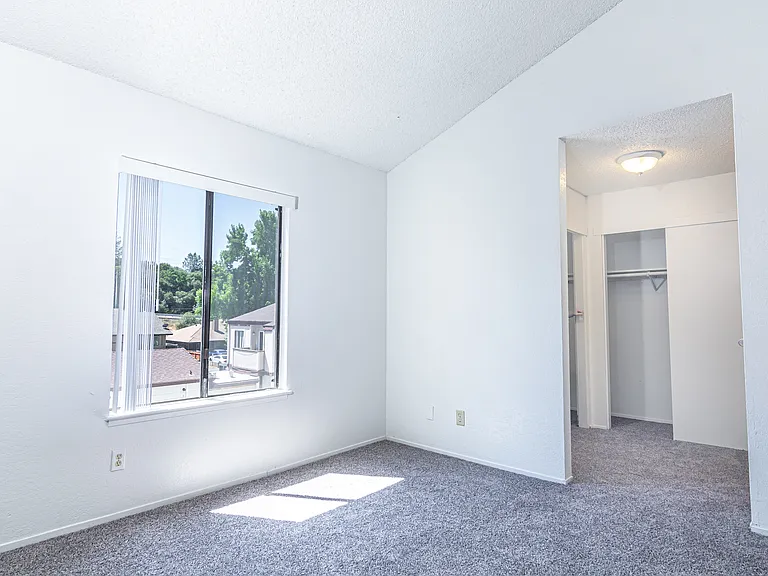 3101 Garden Cir #15 — Photo 8
