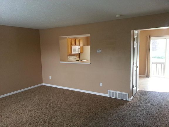 5th image of 1214 W Scots Field Ct
