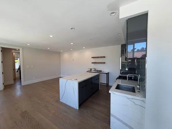 (undisclosed Address), Pacifica, CA 94044