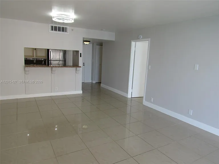7601 E Treasure Dr #2210 — Photo 15