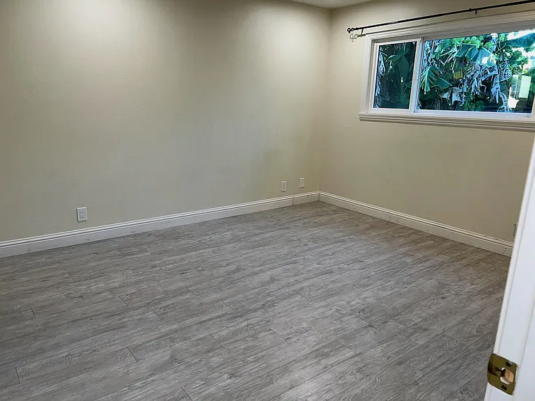 Grand Lake Dr — Photo 16