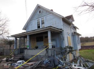 902 Mount Pleasant Rd, Scottdale, PA 15683