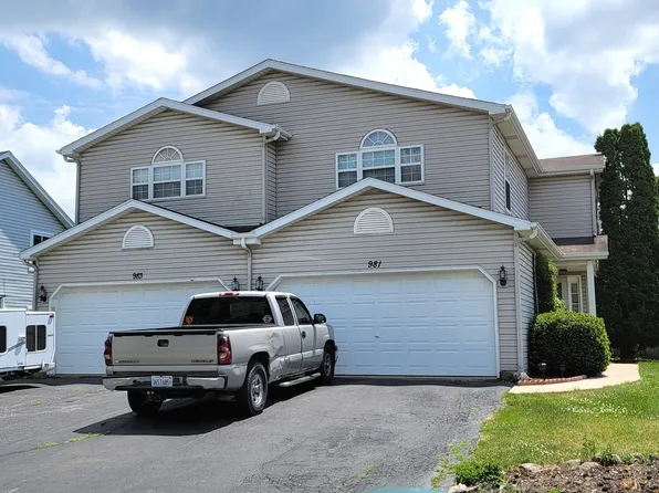 983 Autumn Ln, Aurora, IL 60505