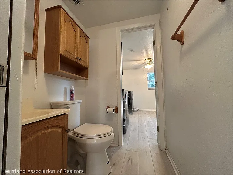 1150 Rialto Ave — Photo 12