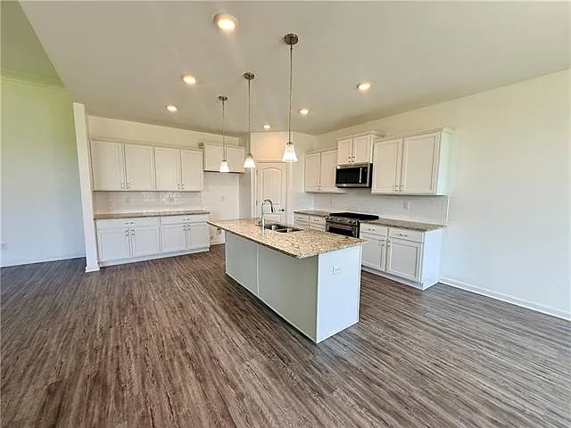 5916 Honey Glade Rd — Photo 4