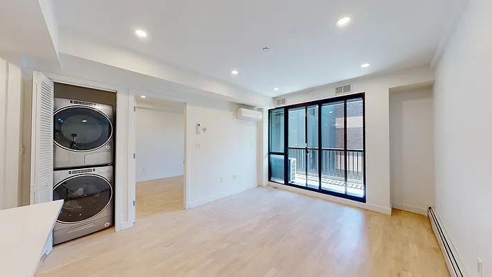 Rented by Bond New York | media 29