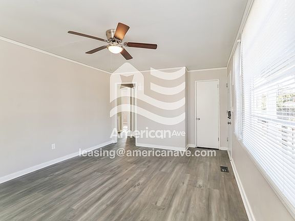 526891_004_living_room_4.jpg