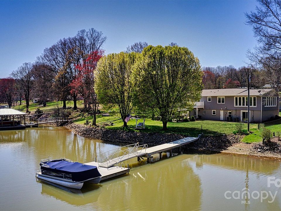 1st image of 4294 Candlewood Dr
