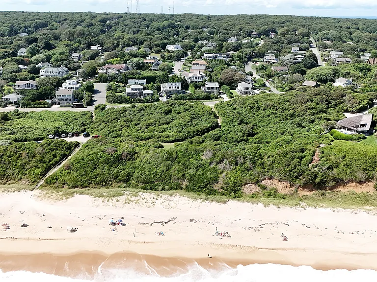 Adams Dr — Photo 49