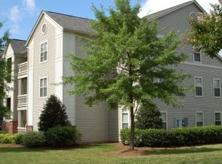 1752 Dobbins Dr #3F, Chapel Hill, NC 27514