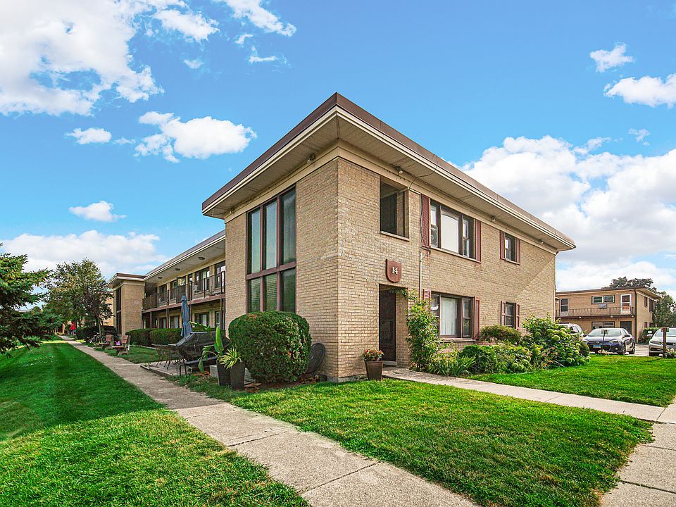 1st image of 14 King Arthur Ct APT 13