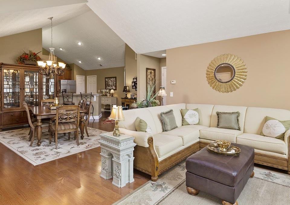 1st image of 3350 Timbersedge Dr #4
