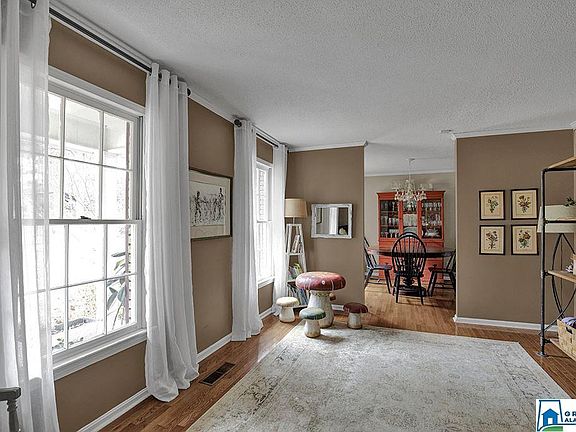 4th image of 1139 Heritage Ln