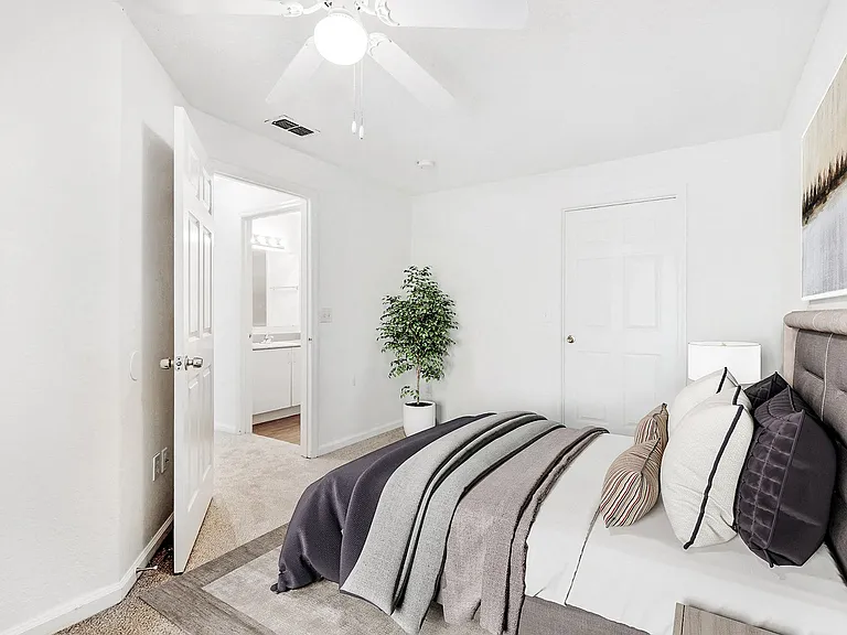 Whispering Pines Apartments — Photo 21