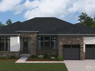2478 Bent Grass Dr, Beavercreek, OH 45431