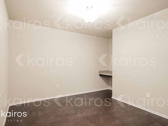 5th image of 3896 Thomas St #A