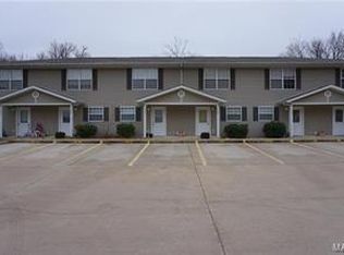 710 Hillside Rd, Waynesville, MO 65583