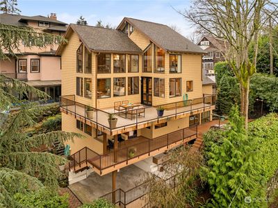 2613 11th Avenue E, Seattle, WA, 98102