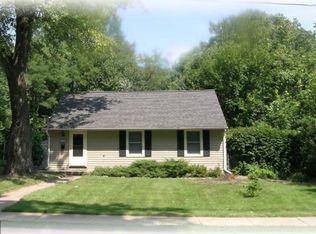 2037 Cherri Dr, Falls Church, VA 22043