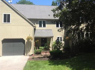 12 Foxglove Ct, Yarmouth, ME 04096